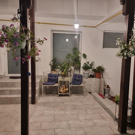 Casa Musceleana Ξενοδοχείο Cimpulung Εξωτερικό φωτογραφία