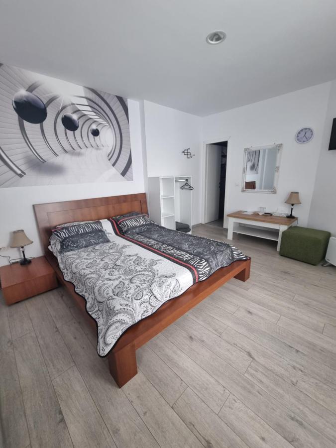 Casa Musceleana Ξενοδοχείο Cimpulung Εξωτερικό φωτογραφία