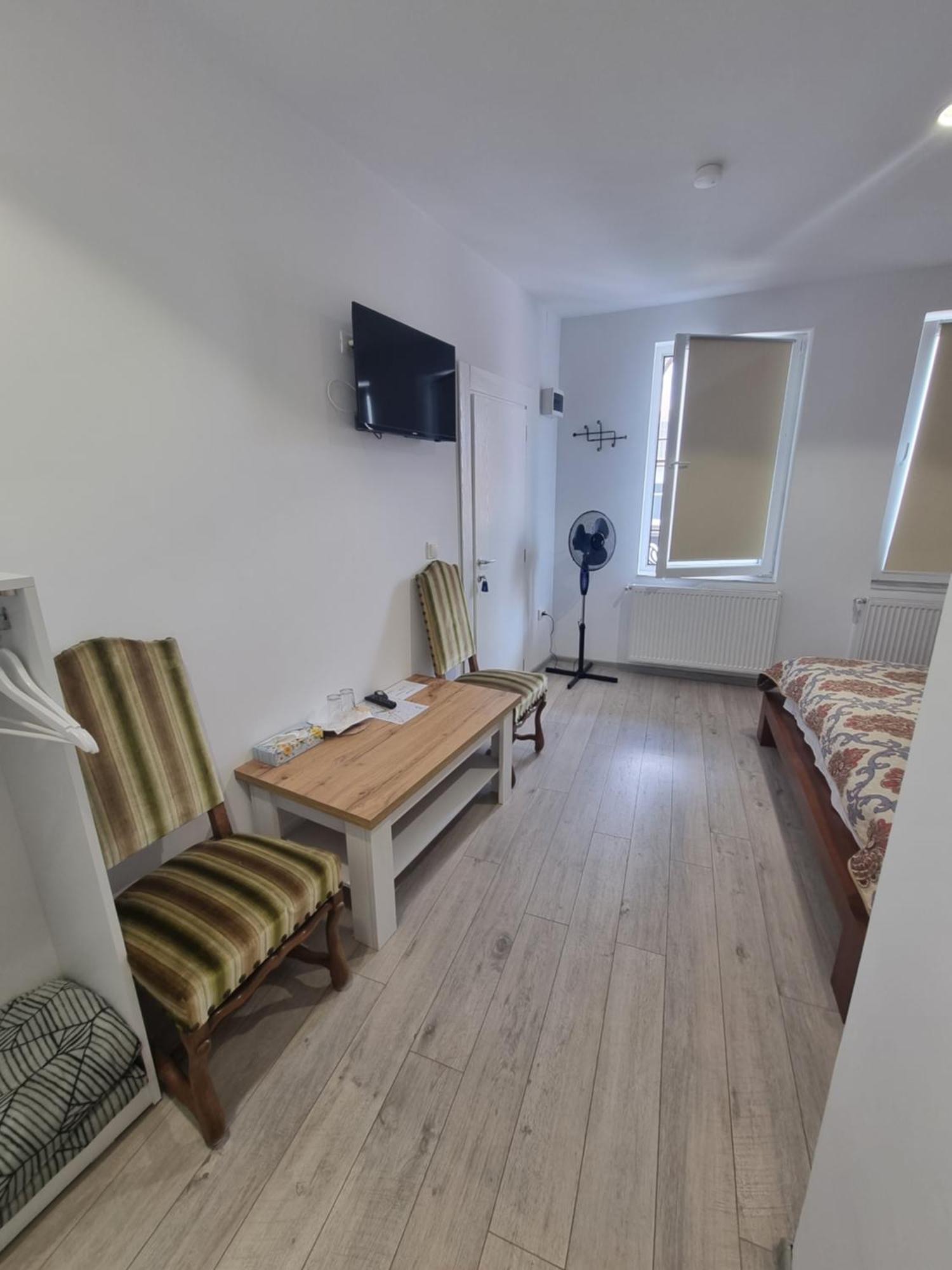 Casa Musceleana Ξενοδοχείο Cimpulung Εξωτερικό φωτογραφία